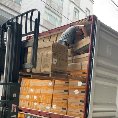 中國至馬來西亞國際物流專線 價(jià)格實(shí)惠的空運(yùn)與道路貨物運(yùn)輸方案